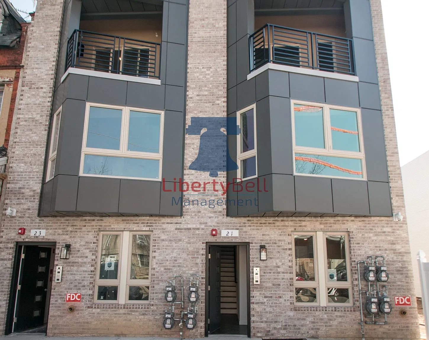 21 N Farson — Photo 4