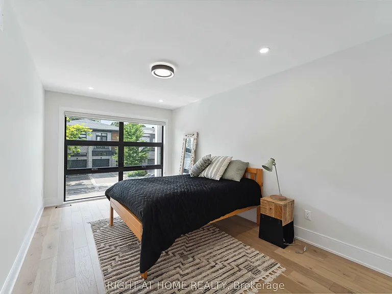 187 Carleton Ave — Photo 27