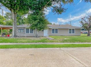 3023 Aster St, Lake Charles, LA 70601