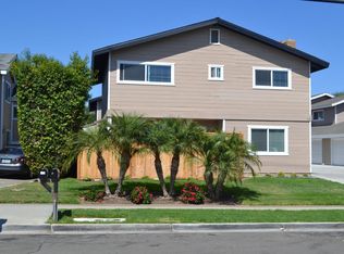 316 Santa Isabel Ave #A, Costa Mesa, CA 92627
