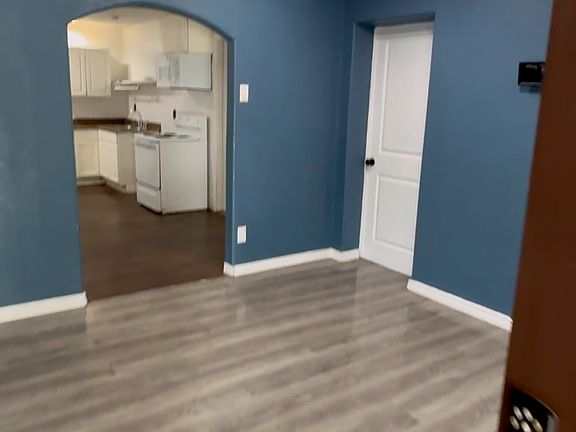 2nd image of 1204 W Garza St