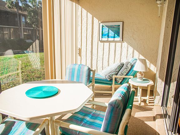 3rd image of 103 Village Del Prado Cir