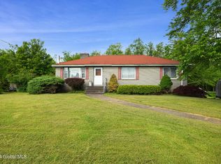 991 Dunnsville Rd, Schenectady, NY 12306