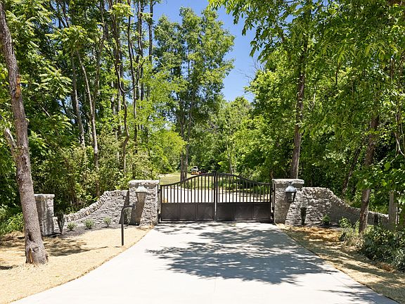 5th image of 4334 Arno Rd
