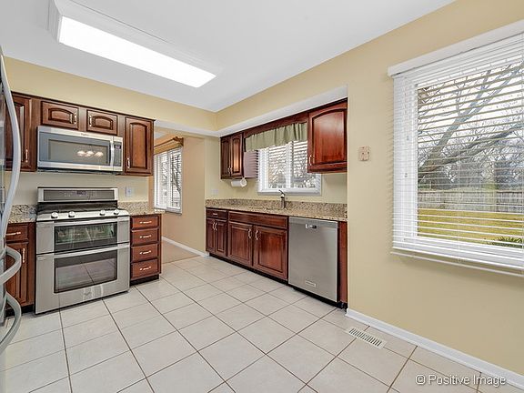 5th image of 1506 Huntleigh Dr