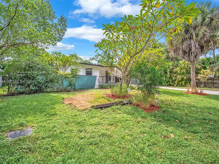 5096 SW 28th Ter — Photo 55