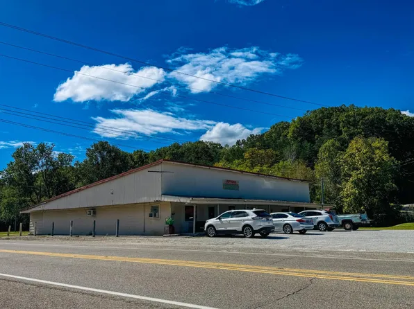 610 Paint Rock Rd, Oneida, TN 37841