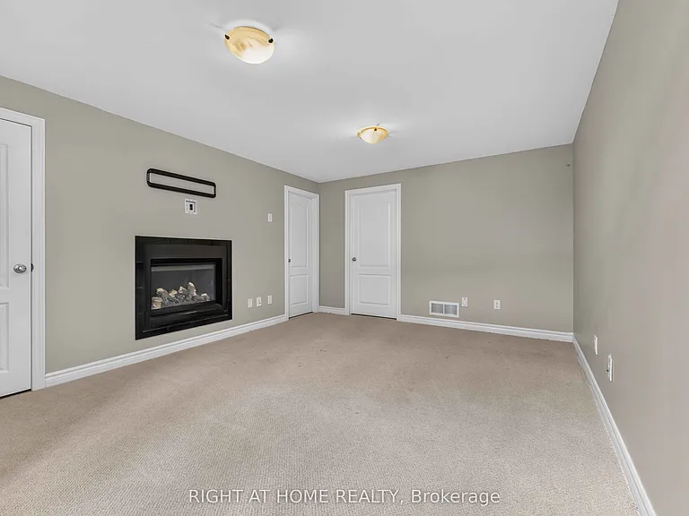 628 Moorpark Ave — Photo 18