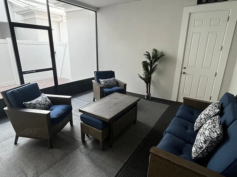 2129 Celebration Blvd — Photo 8