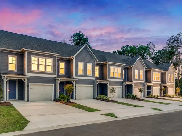 2205 Pin Seeker Ct, North Myrtle Beach, SC 29582