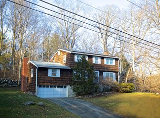 2 Silver Ledge Rd, Norwalk, CT 06850