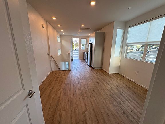 5th image of 2040 N Highland Ave #2054