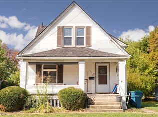 110 School St, Hubbard, OH 44425