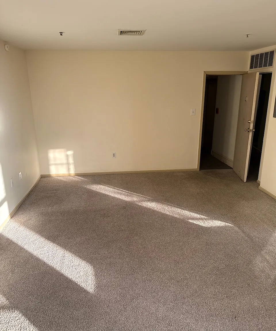 Studio, 500 sqft, $900 — Photo 4