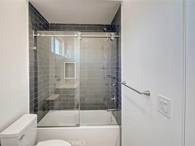 3018 West Blvd — Photo 32