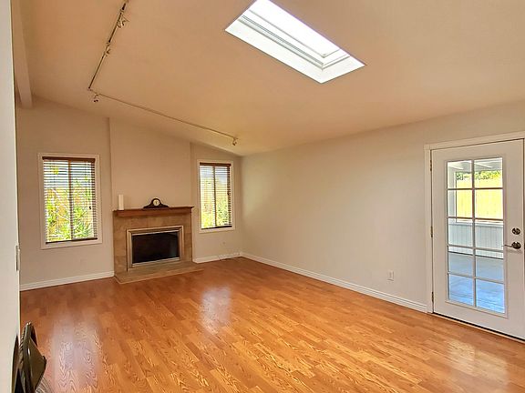 5th image of 6748 Renkrib Ave
