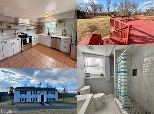 19560 Smith Cir, Ashburn, VA 20147