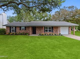 2004 Plover Ln, Gautier, MS 39553