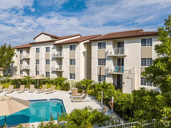 Legacy at Hollywood, 4150 Davie Road Ext, Hollywood, FL 33024