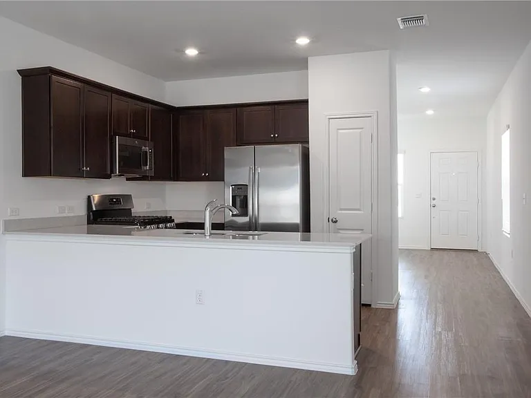 15302 Grenadine Bloom Cv — Photo 4