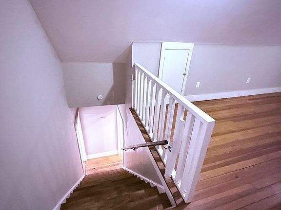 4th image of 4017 Agnes Ave