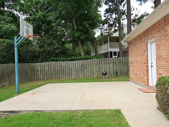To one side of the pool is this Great Basketball Court with a built-in hoop! Another added feature i