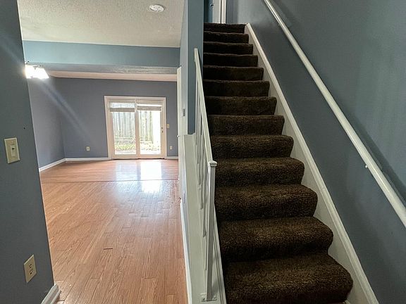 4th image of 3610 Roosevelt Blvd APT E