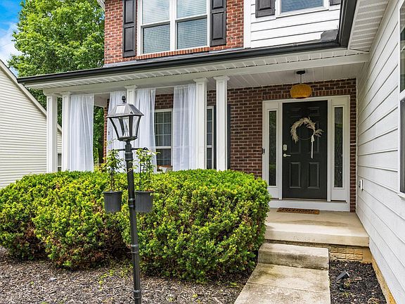 2nd image of 5529 Ainsley Dr