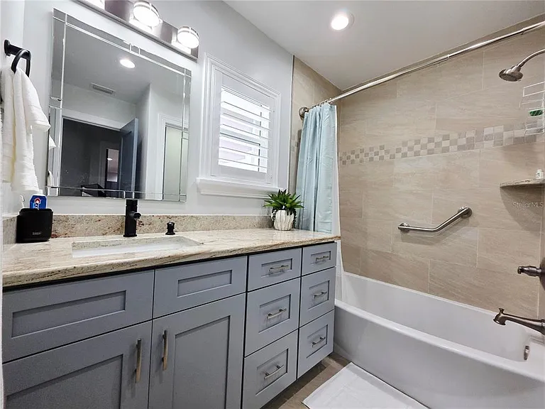 3435 Overlook Dr NE — Photo 22