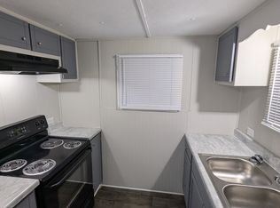 2472 Pax Hill Rd, Morganton, NC 28655