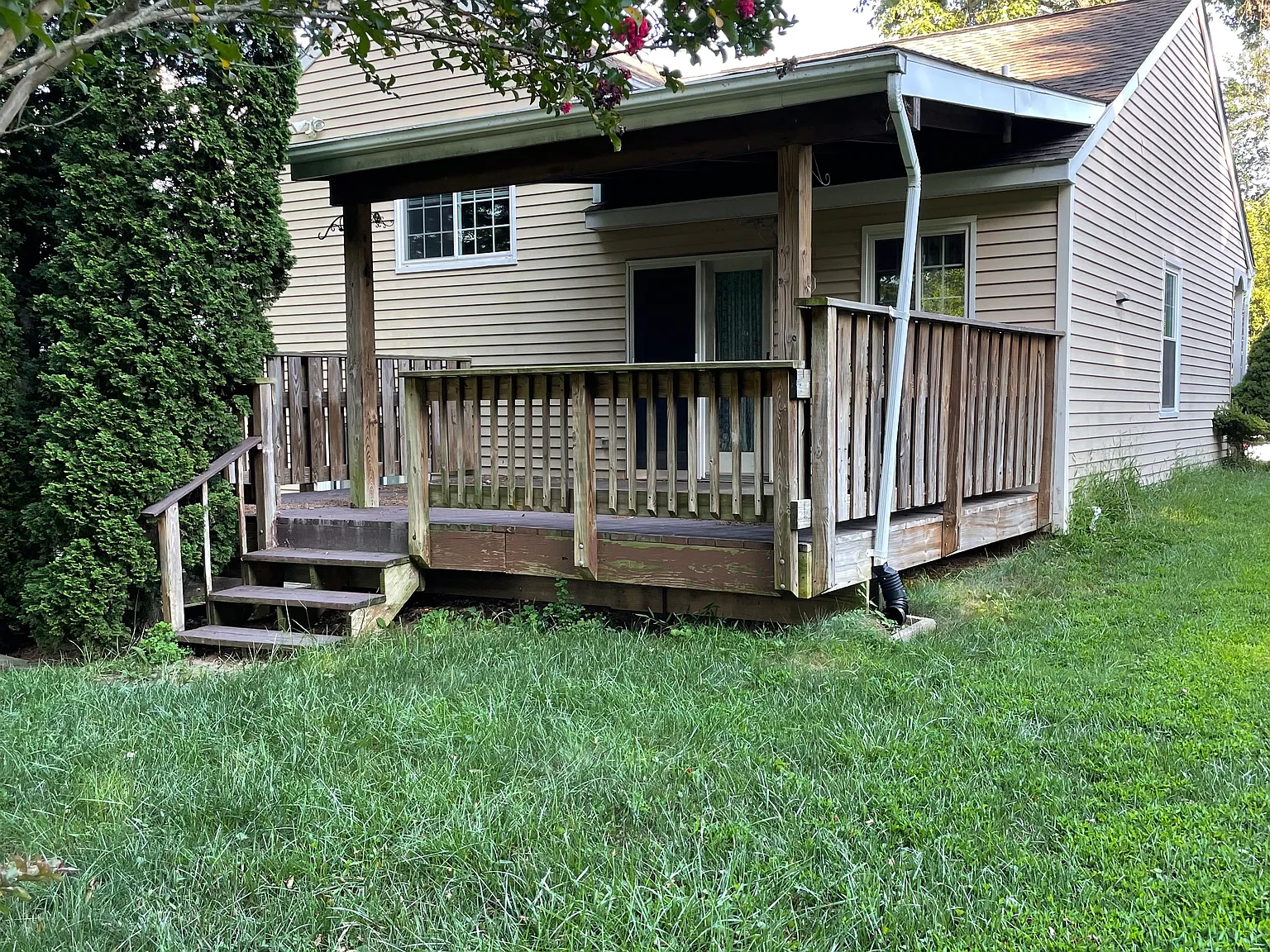 2 bed, 1416 sqft, $2,300 — Photo 2