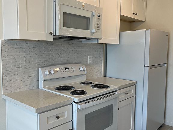 2nd image of 12170 7th Ave #6