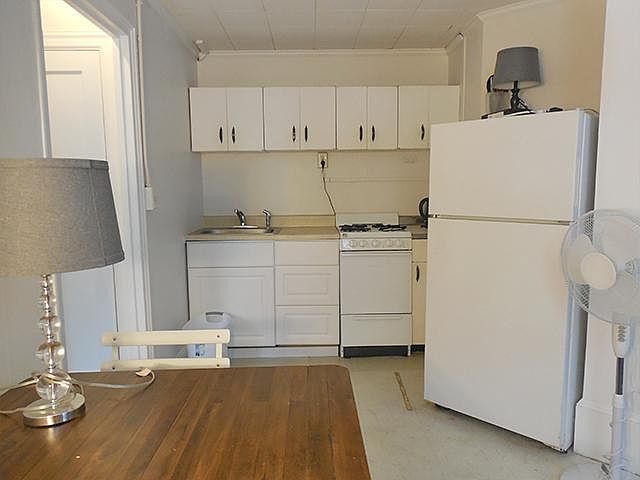 2nd image of 165 Chauncy St #16-B