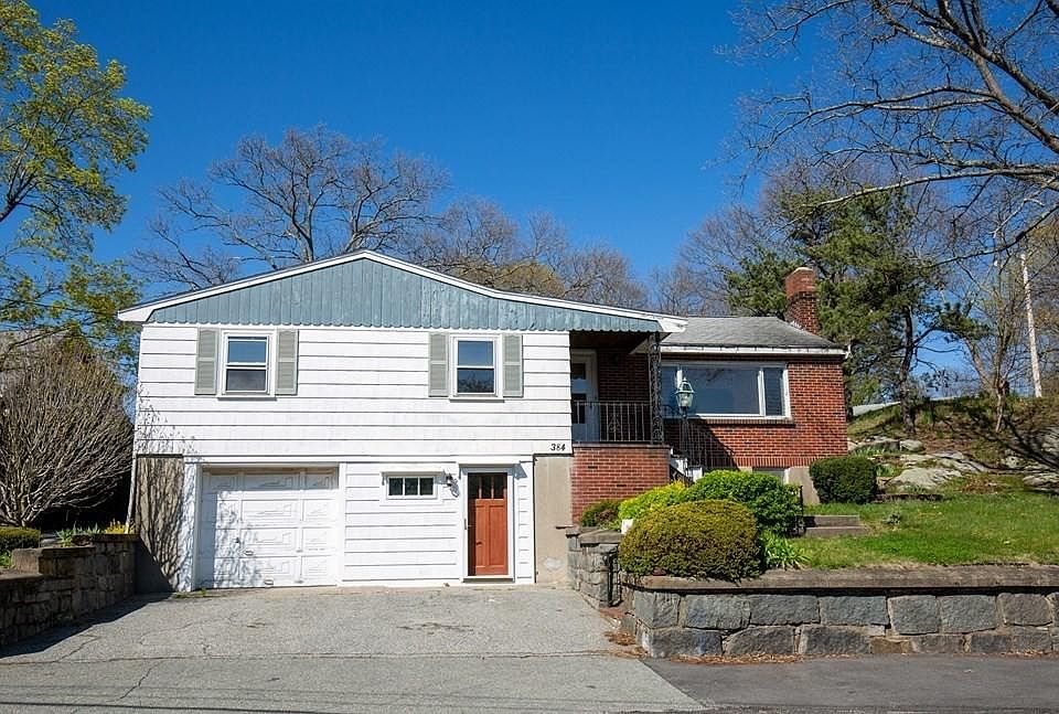 1st image of 384 Franklin St #384