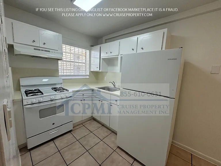 2031 NE 139 St North Miami Beach, FL 33181 — Photo 14