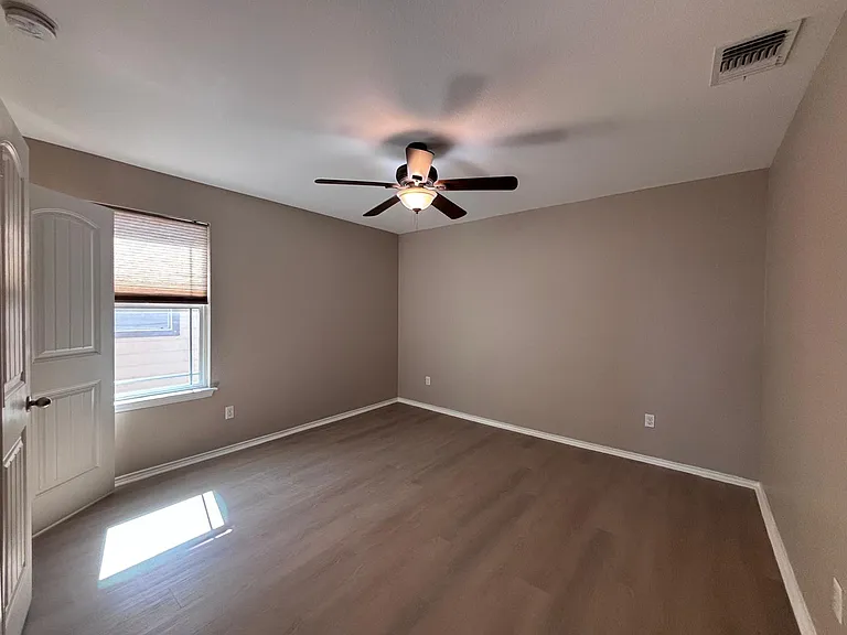 1405 Berlin Ln — Photo 20