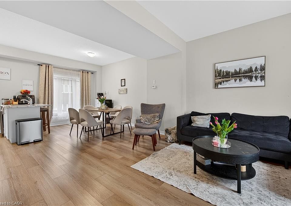 1st image of 19 Picardy Dr #13