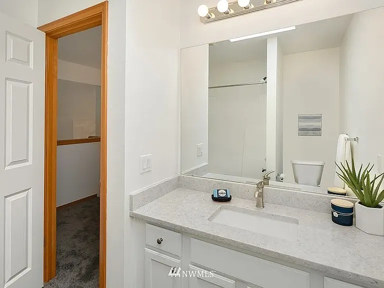 7540 NE 203rd St — Photo 18