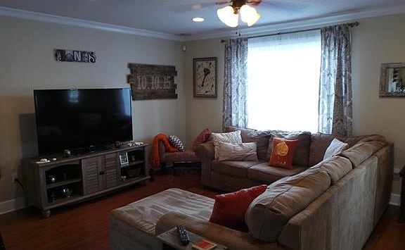 3rd image of 2529 Bristol Pl