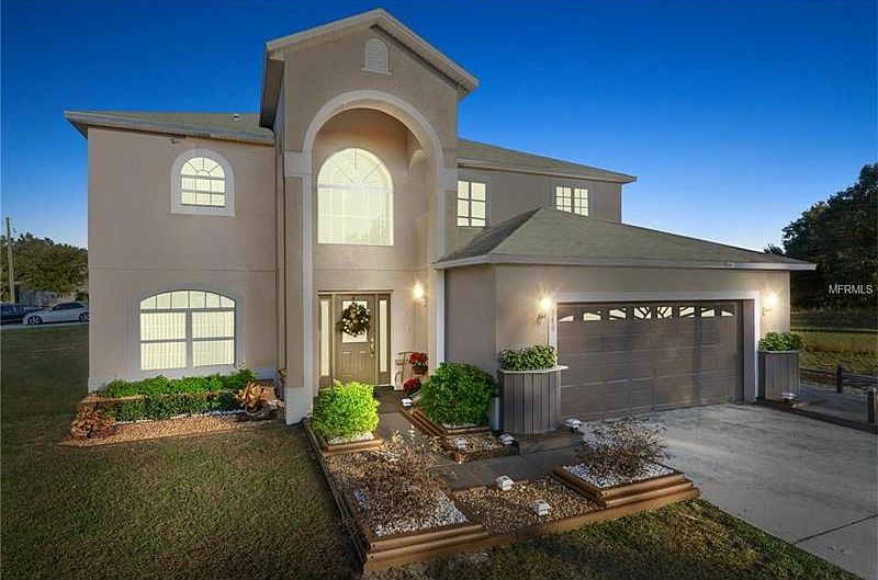 1st image of 849 Gila Way