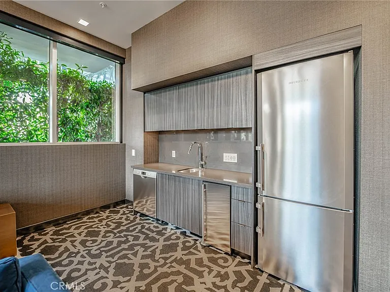 1050 S Grand #1003 — Photo 17