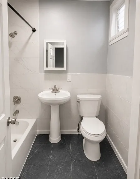 1110 S Wood Ave — Photo 4