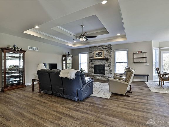 5th image of 5994 Maxfli Ln