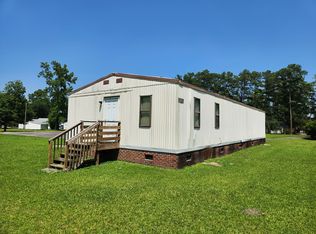 551 N Lee Ave, Beulaville, NC 28518