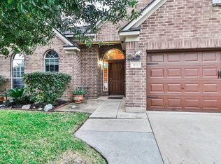811 Vista Bend Dr, Houston, TX 77073