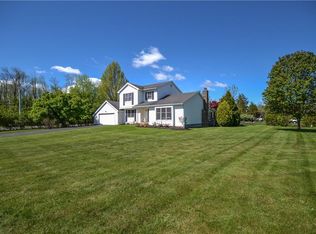 1 Rosscommon Cres, Fairport, NY 14450