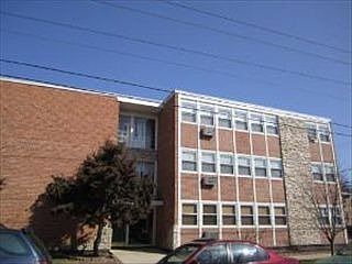1st image of 4654 Keeney St APT 1W
