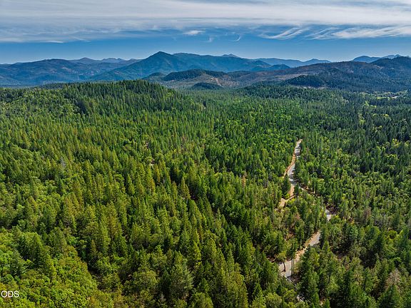 3rd image of Waldo Rd