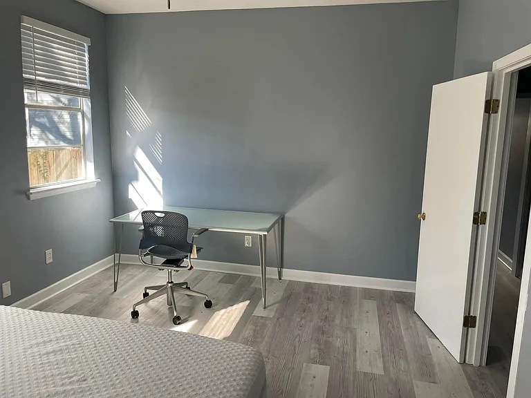 5832 Clara St — Photo 5