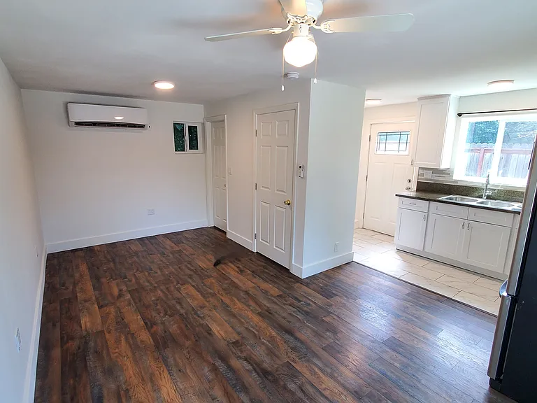 6552 Aldea Ave — Photo 4